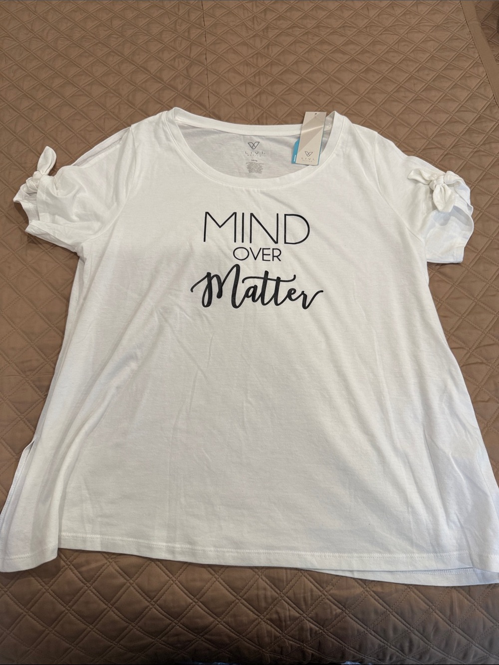 Livi Active White 'Mind Over Matter' Short Sleeve Tee with Sleeve Knots